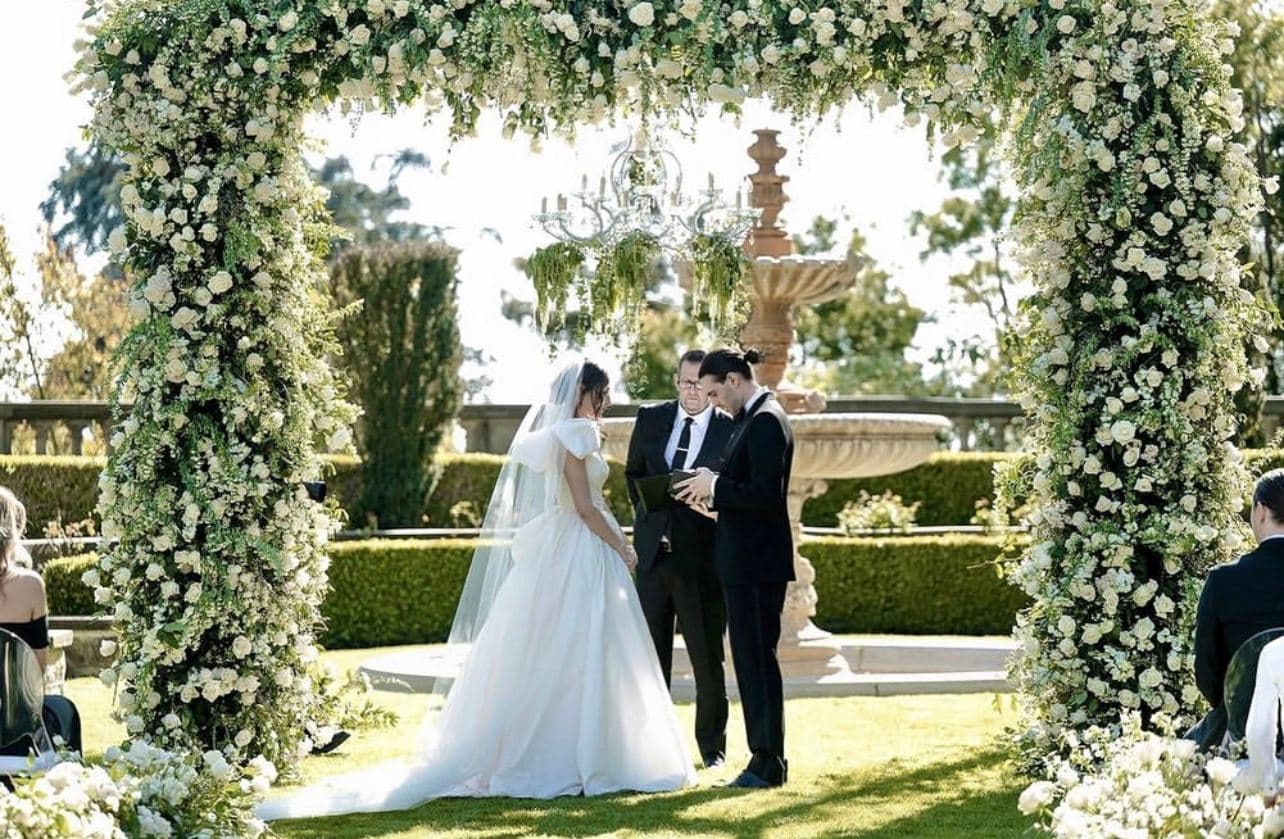 Average Wedding Flower Budget 2026: What Couples Really Spend