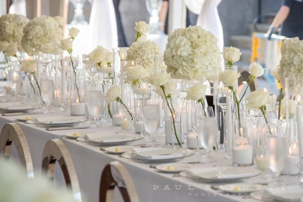 Heat-Resistant Wedding Flowers: Blooms That Survive Outdoor Ceremonies